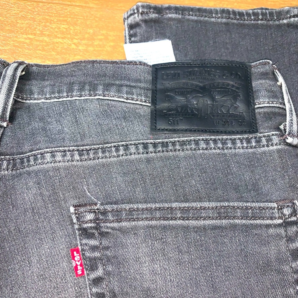Men’s Levi's 511 Gray Slim Jeans with Distressed Look